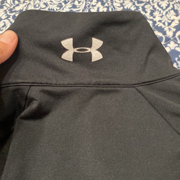 ***SOLD****. Under Armour jacket, black, size L - Picture 9 of 10